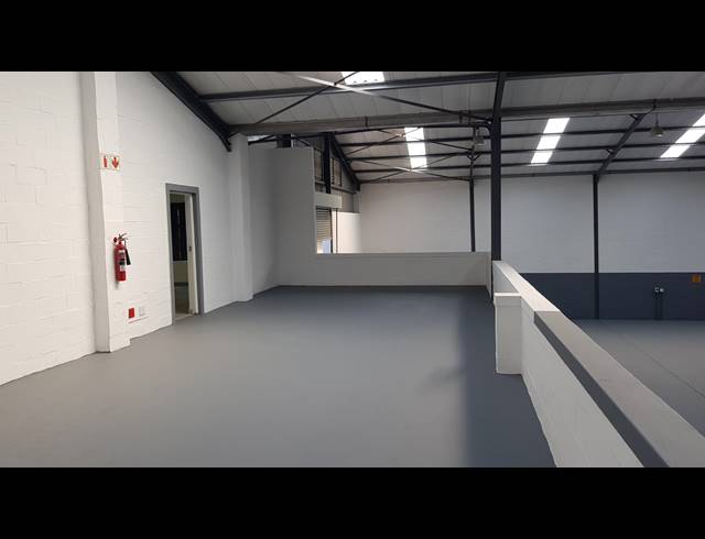 1,166M² FACTORY FOR SALE IN SAXENBURG PARK 2